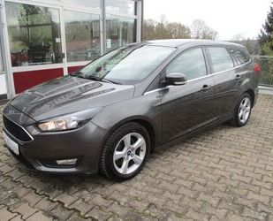 Ford Ford Focus Turnier Cool&Connect+1.Hand Gebrauchtwagen