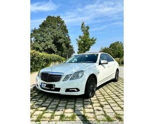 Mercedes-Benz Mercedes-Benz E 350 BlueTEC ELEGANCE Autom. ELEGAN Gebrauchtwagen