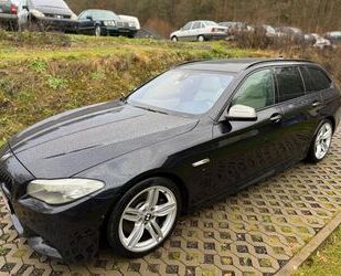 BMW BMW M550 Baureihe 5 Touring M550d xDrive HUD Pano Gebrauchtwagen