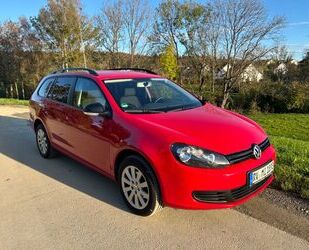 VW Volkswagen Golf 1.6 TDI Trendline Variant Trendlin Gebrauchtwagen