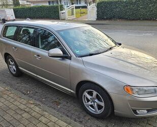 Volvo Volvo V70 D4 181 PS Diesel Gebrauchtwagen