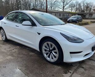 Tesla Model 3 Gebrauchtwagen