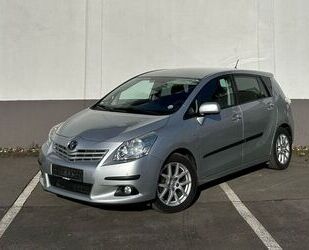 Toyota Toyota Verso Travel 1. Hd Navi RFK Garantie Gebrauchtwagen