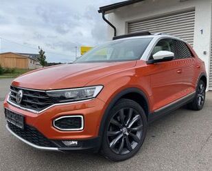 VW Volkswagen T-Roc Style 4Motion°DSG°LEDER°NAVI°AHK° Gebrauchtwagen