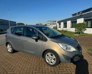 Opel Opel Meriva B Edition Klima AHK Euro 5 Tüv Neu Gebrauchtwagen