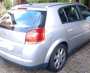 Opel Opel Signum 2.2 Direct Cosmo CD AHK Leder Gebrauchtwagen