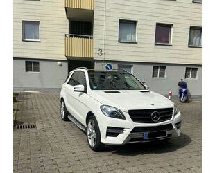 Mercedes-Benz Mercedes-Benz ML 350 4MATIC - AMG PAKETE Gebrauchtwagen