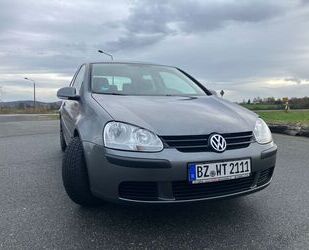 VW Volkswagen Golf 1.6 Trendline Gebrauchtwagen