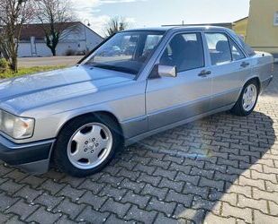 Mercedes-Benz Mercedes-Benz 190 E 2,0 L Klima Gebrauchtwagen