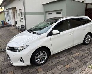 Toyota Toyota Auris Touring Sports Touring Sports 1,6-l-V Gebrauchtwagen