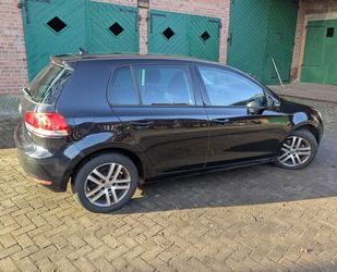 VW Volkswagen Golf 1.4 TSI 90 kW Comfortl/NAVI/Sitzhe Gebrauchtwagen