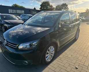 VW Volkswagen Touran Highline NAVI/PANO/ALCANTRA Gebrauchtwagen