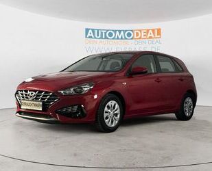 Hyundai Hyundai i30 AUTOMATIK PDC BLUETOOTH DAB KLIMA USB Gebrauchtwagen