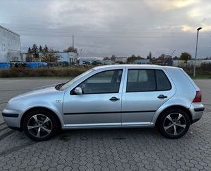 VW Volkswagen Golf 2.0 Auto Trendline Trendline Gebrauchtwagen