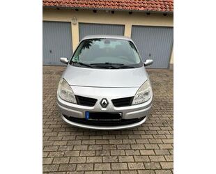 Renault Renault Scenic 1.6 16V Gebrauchtwagen