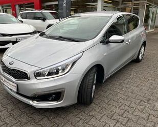 Kia Kia Ceed Dream Team Navi, Tempomat, Klima, PDC Gebrauchtwagen