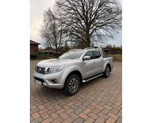 Nissan Nissan Navara NP 300 Tekna Navi Xenon Leder Shz R Gebrauchtwagen