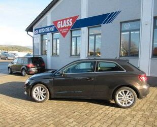 Audi Audi A3 attraction-XENON-PLUS-NAVI-6 GANG-MET-LACK Gebrauchtwagen