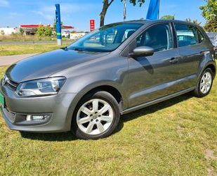 VW Volkswagen Polo V Highline*PDC*Tempomat*ALU*6Gang* Gebrauchtwagen