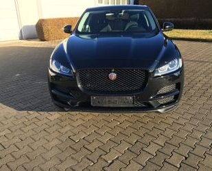 Jaguar Jaguar F-Pace E-Perform. ,Black Pack,Navi,Suround Gebrauchtwagen