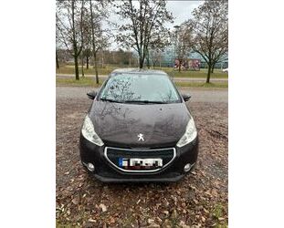 Peugeot Peugeot 208 1.4 Allure 95 VTi Allure Gebrauchtwagen