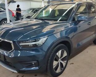 Volvo Volvo XC40 Momentum Pro*Licht*Pilot Assist*RFK* Gebrauchtwagen