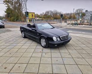 Mercedes-Benz Mercedes-Benz CLK 200 ELEGANCE Gebrauchtwagen