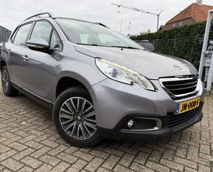 Peugeot Peugeot 2008 1.2 PURE TECH ACTIVE NAVI/PANO/CLIMAT Gebrauchtwagen