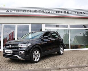 VW Volkswagen T-Cross Style NAVI LED KAMERA Winterräd Gebrauchtwagen