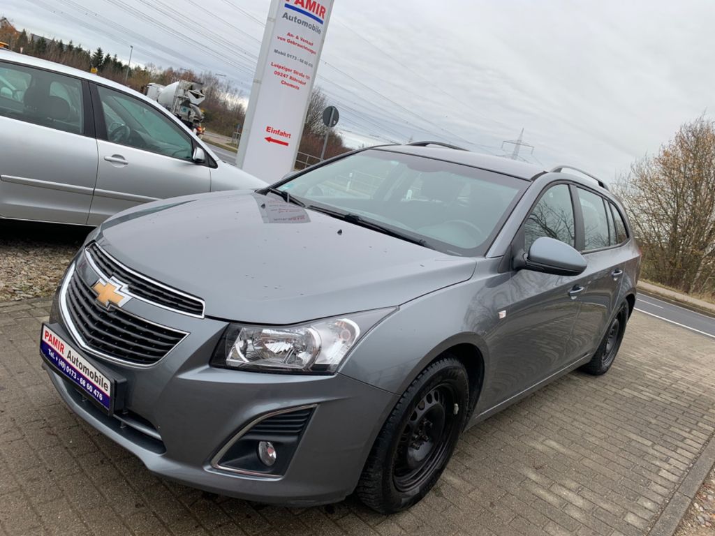 Cruze Station Wagon