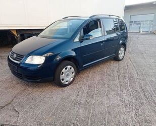 VW Volkswagen Touran 2.0 FSI Trendline Weinachstangeb Gebrauchtwagen