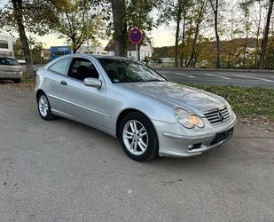 Mercedes-Benz Mercedes-Benz C 180 C180 Sportcoupé - Gebrauchtwagen