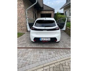 Peugeot Peugeot 208 PureTech 100 Allure Allure Gebrauchtwagen