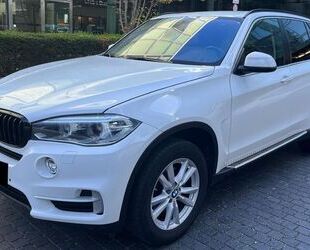 BMW BMW X5 Baureihe X5 xDrive30d Automatik*AHK*RFK* Gebrauchtwagen