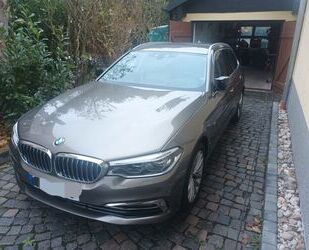 BMW BMW 520d xDrive Touring A Luxury Line Luxury Line Gebrauchtwagen