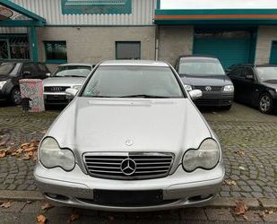 Mercedes-Benz Mercedes-Benz C 200 C -Klasse Lim. C 200 Kompresso Gebrauchtwagen