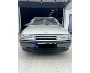 Opel Opel Vectra 1.6i GL Gebrauchtwagen