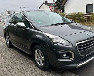 Peugeot Peugeot 3008 Allure,Panorama,Headup,erst 90tkm,2. Gebrauchtwagen