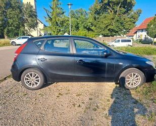 Hyundai Hyundai i30 1.6 CRDi 66 kW Classic Classic Gebrauchtwagen