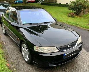 Opel Opel Vectra B Sport 2.2 - Gebrauchtwagen