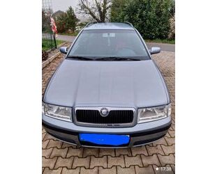 Skoda Skoda Octavia Combi 4x4 2.0 Ambiente Ambiente Gebrauchtwagen