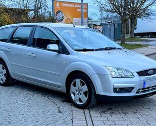 Ford Ford Focus 1.6 Ambiente, Apple Carplay, Standheizu Gebrauchtwagen