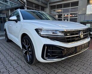 VW Volkswagen Touareg R-Line 3.0 TSI-Standhz+AHK+Pano Gebrauchtwagen