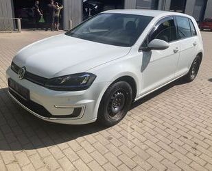 VW Volkswagen Golf VII Lim. e-Golf.8 -reifen.navi.TÜV Gebrauchtwagen