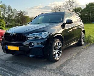 BMW BMW X5 xDrive35i - M Sportpaket AHK - Gebrauchtwagen