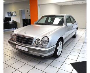 Mercedes-Benz Mercedes-Benz E320 4Matic Elegance|Leder|Memory|Te Gebrauchtwagen