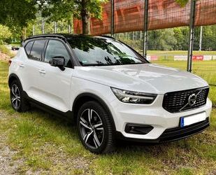 Volvo Volvo XC40 D3 AWD Geartronic R Design Gebrauchtwagen