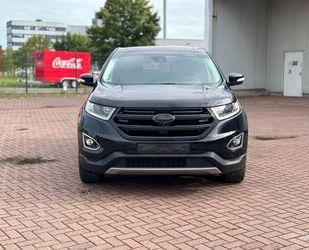 Ford Ford Edge Titanium 4x4 Navi Pano SHZ LHZ AHK LED Gebrauchtwagen