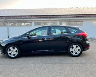 Ford Ford Focus 1,0 EcoBoost , TÜV-neue... Gebrauchtwagen