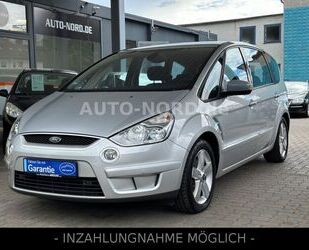 Ford Ford S-MAX 2.0 TDCI Titanium*KLIMA*AHK*S-HEFT*II.H Gebrauchtwagen